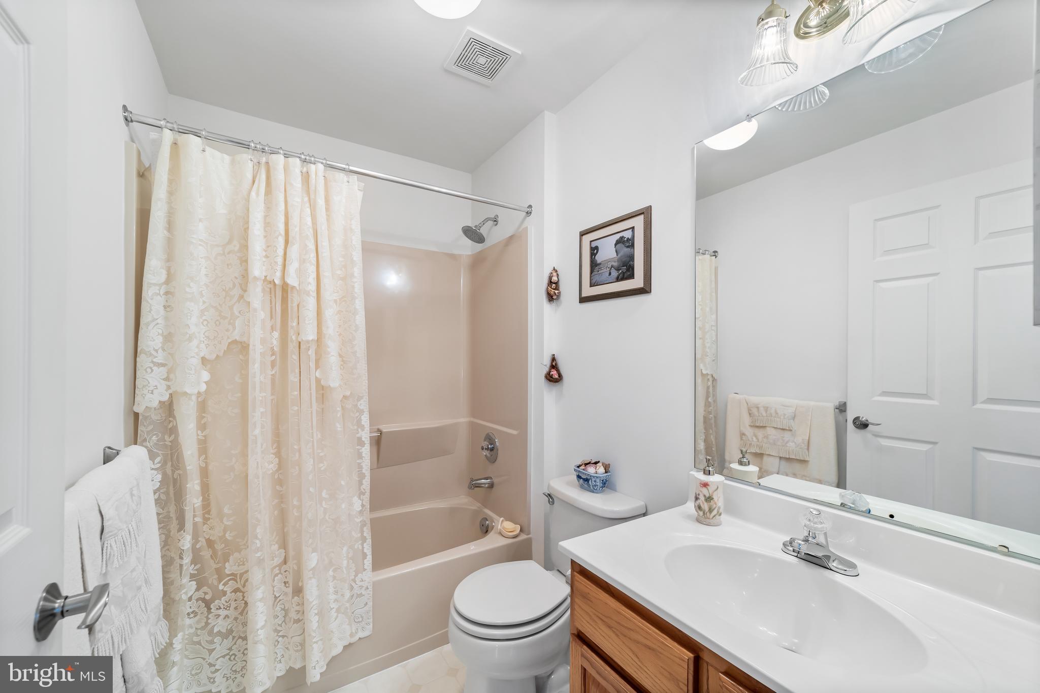 11 Raintree Drive Sicklerville, NJ 08081 - Photo 6 of 30