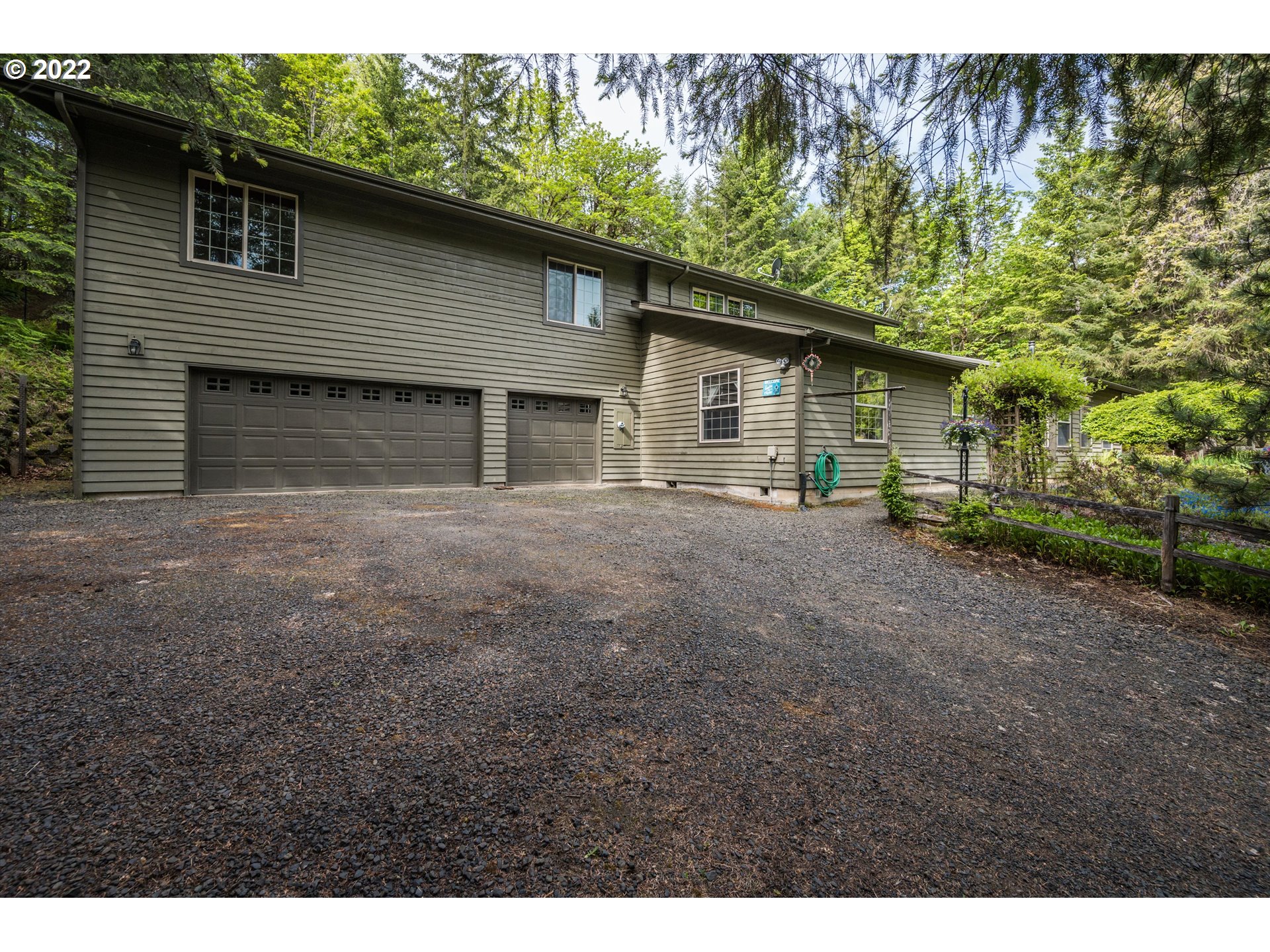 18940 Bridgeport Road Dallas, OR 97338 - Photo 1 of 32