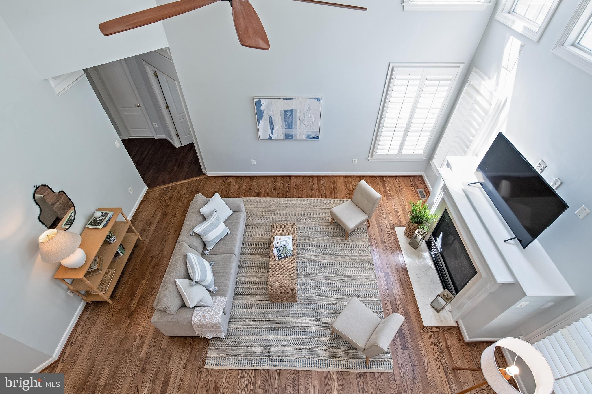 726 Pearson Point Annapolis, MD 21401 - Photo 49 of 86 2 Story Family Room