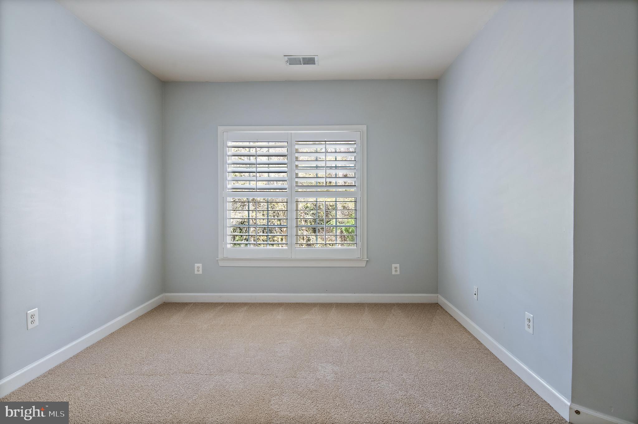 726 Pearson Point Annapolis, MD 21401 - Photo 54 of 86 Bedroom