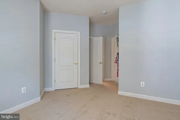 $998,800 | 726 Pearson Point, Annapolis, MD 21401