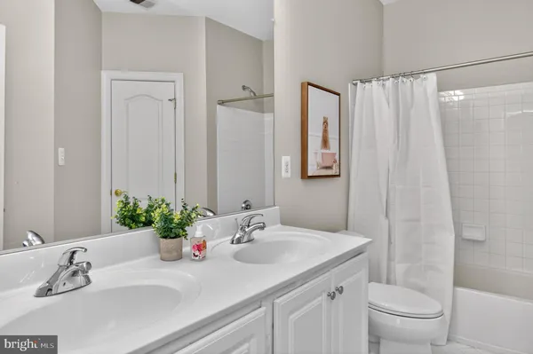 $998,800 | 726 Pearson Point, Annapolis, MD 21401