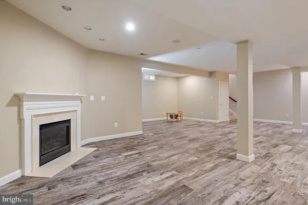 $998,800 | 726 Pearson Point, Annapolis, MD 21401