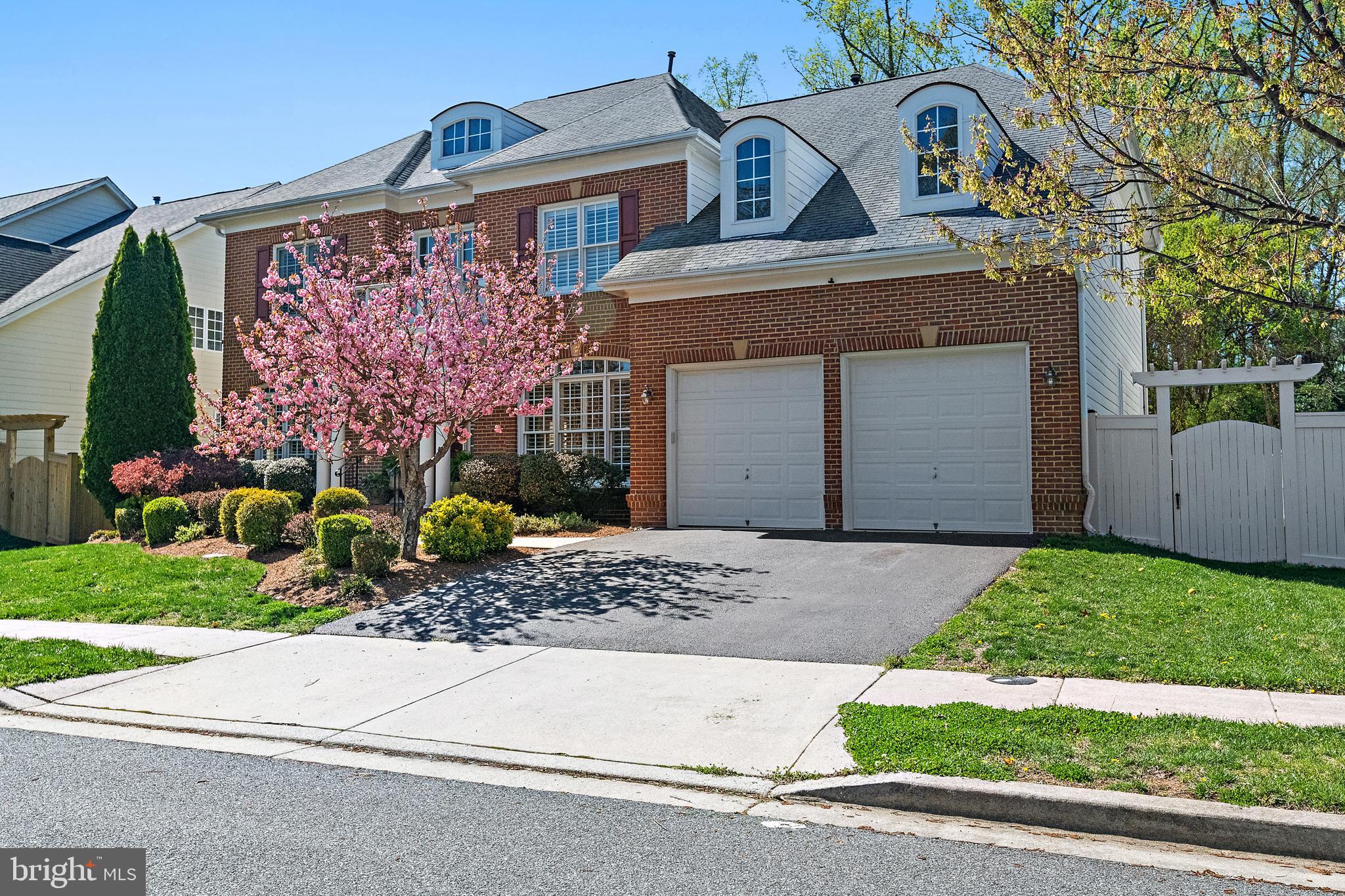726 Pearson Point Annapolis, MD 21401 - Photo 65 of 86 Exterior Front