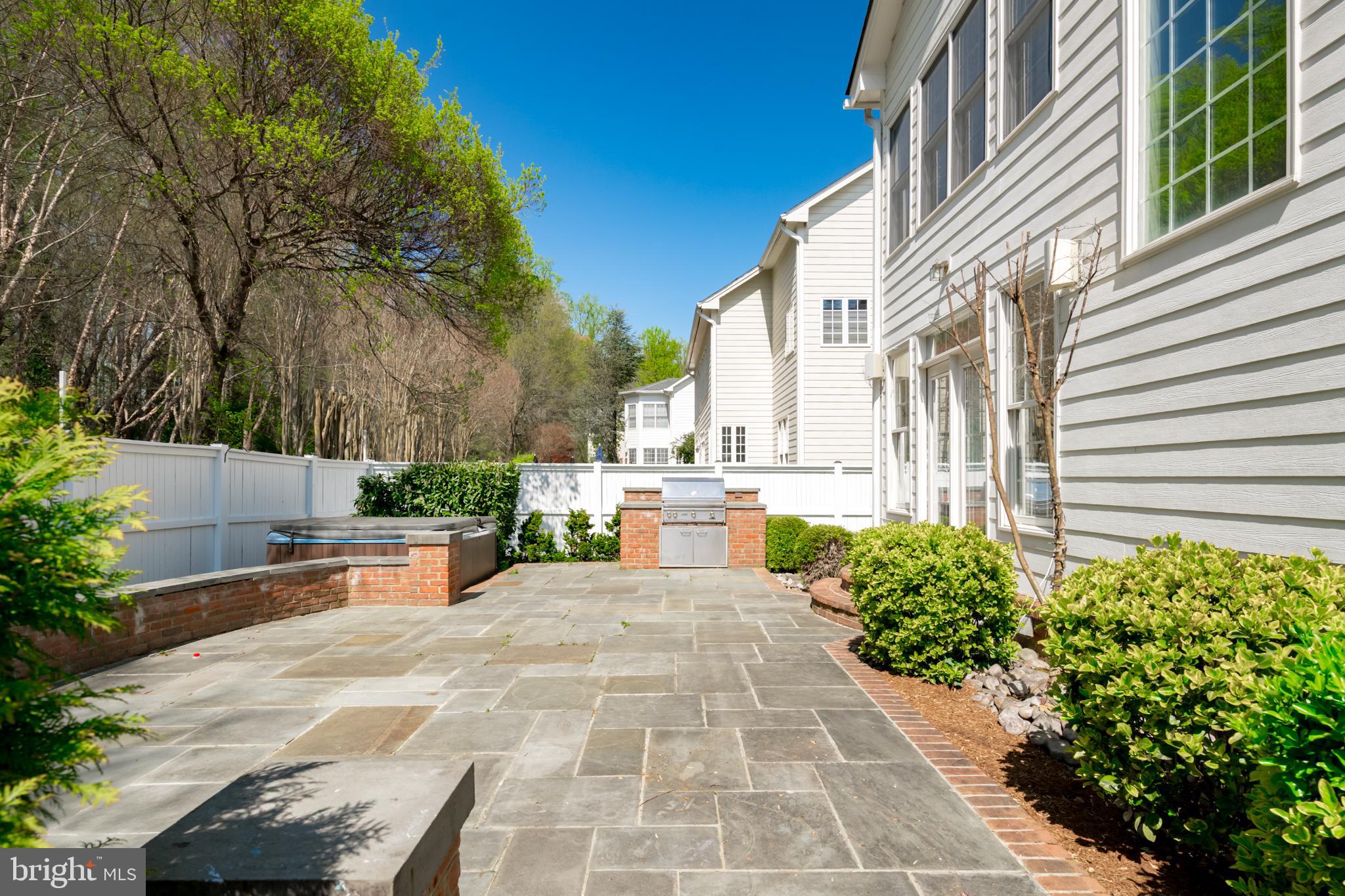 726 Pearson Point Annapolis, MD 21401 - Photo 67 of 86 Patio with Hot Tub and Built in Grill