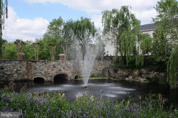 $998,800 | 726 Pearson Point, Annapolis, MD 21401