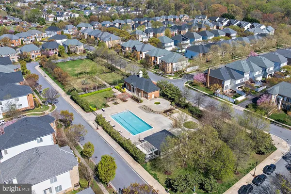 $998,800 | 726 Pearson Point, Annapolis, MD 21401