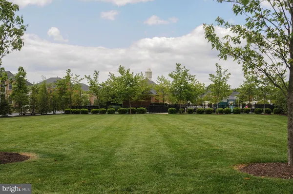 $998,800 | 726 Pearson Point, Annapolis, MD 21401