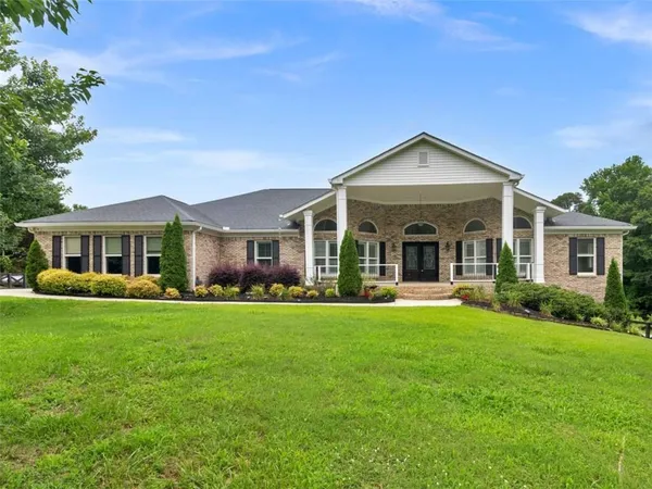 $725,000 | 25 Walnut Lane, Covington, GA 30014