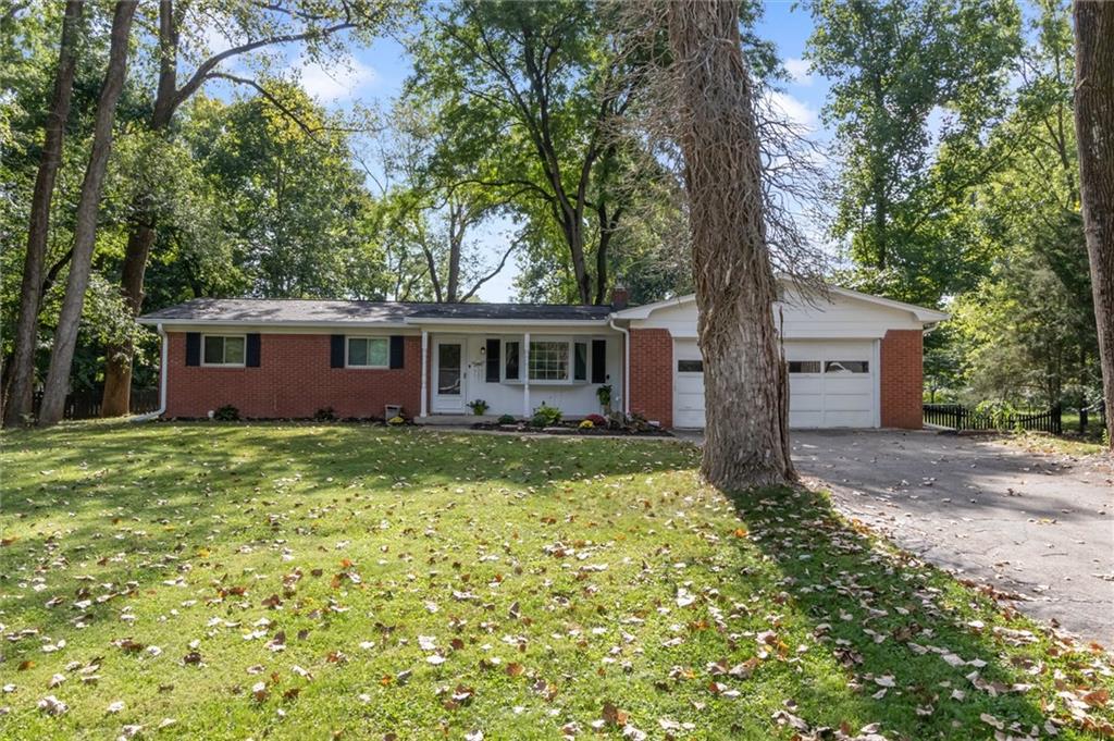 11911 Hoster Road Carmel, IN 46033 - Photo 2 of 26 Gallery Image 2