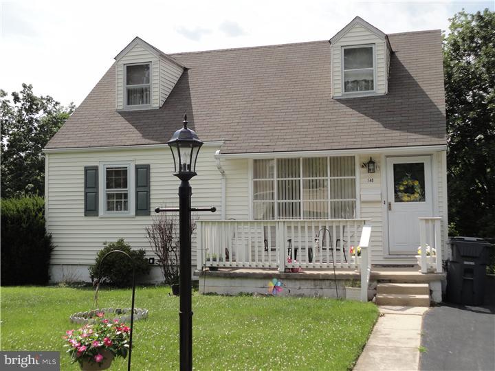 140 Rockwood Road Newtown Square, PA 19073 - Photo 2 of 25 Exterior Front