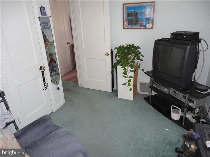 140 Rockwood Road Newtown Square, PA 19073 - Photo 15 of 25 Bedroom 2