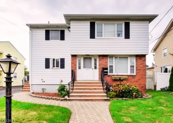 $2,700 | 152 Williams Avenue, Hasbrouck Heights, NJ 07604