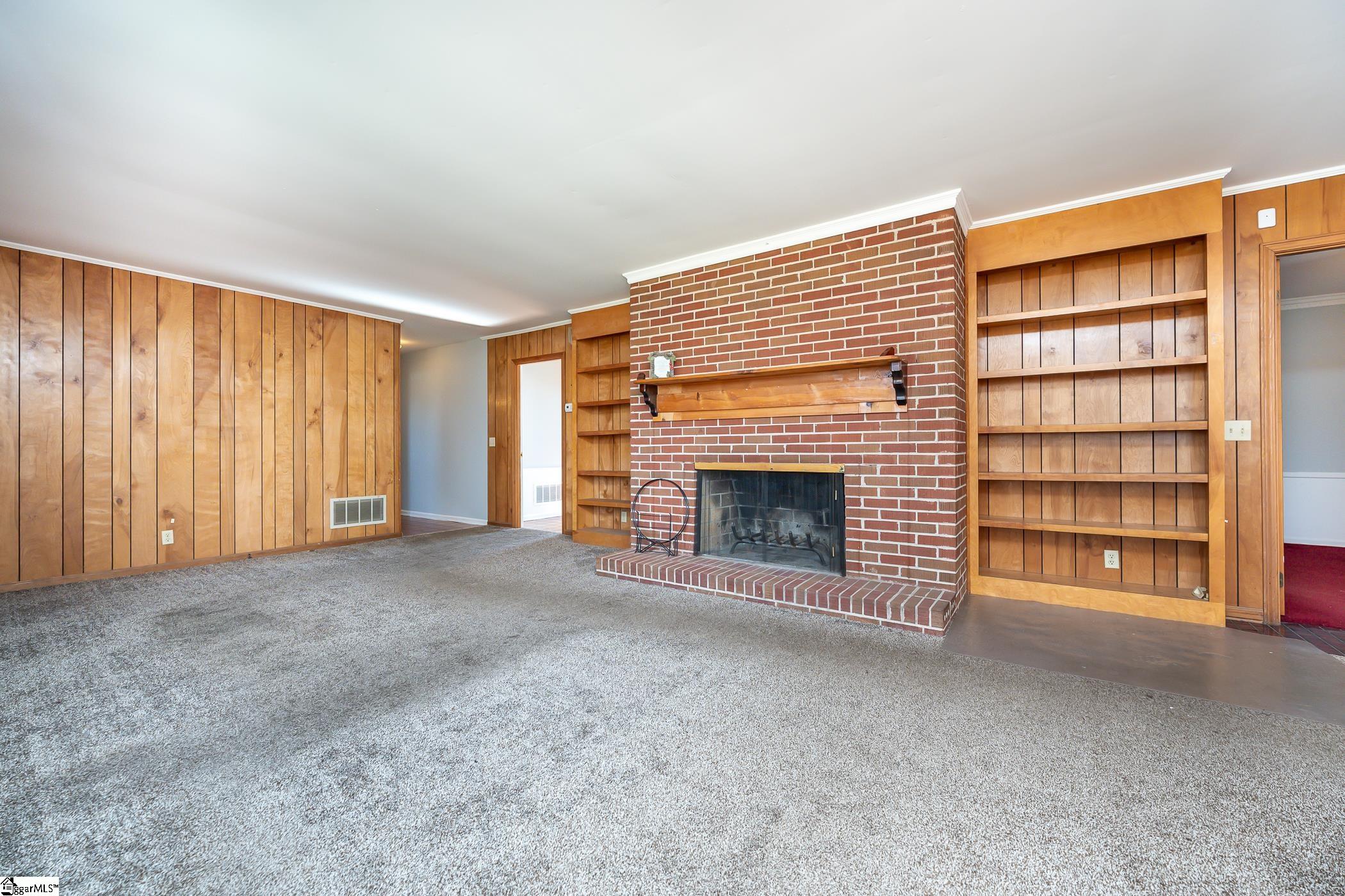 509 Jacobs Road Greenville, SC 29605 - Photo 2 of 20 Gallery Image 2