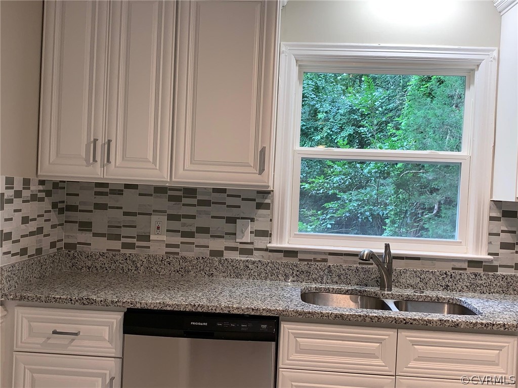 11321 Old Centralia Road Chester, VA 23831 - Photo 17 of 40 Gallery Image 17