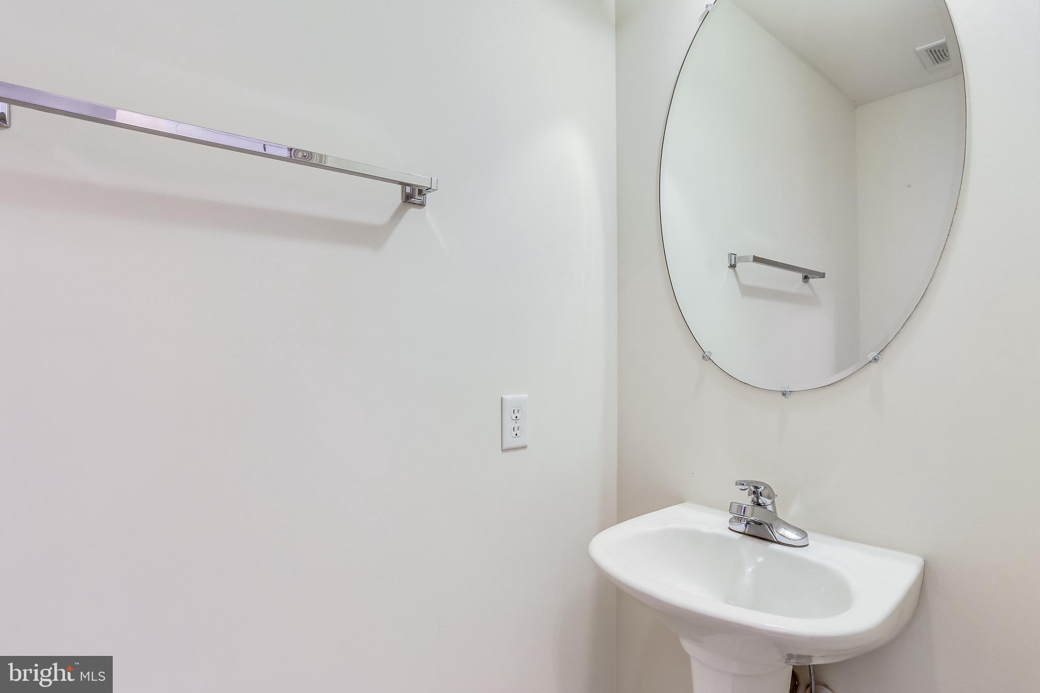 6389 Hanover Road Hanover, MD 21076 - Photo 15 of 33