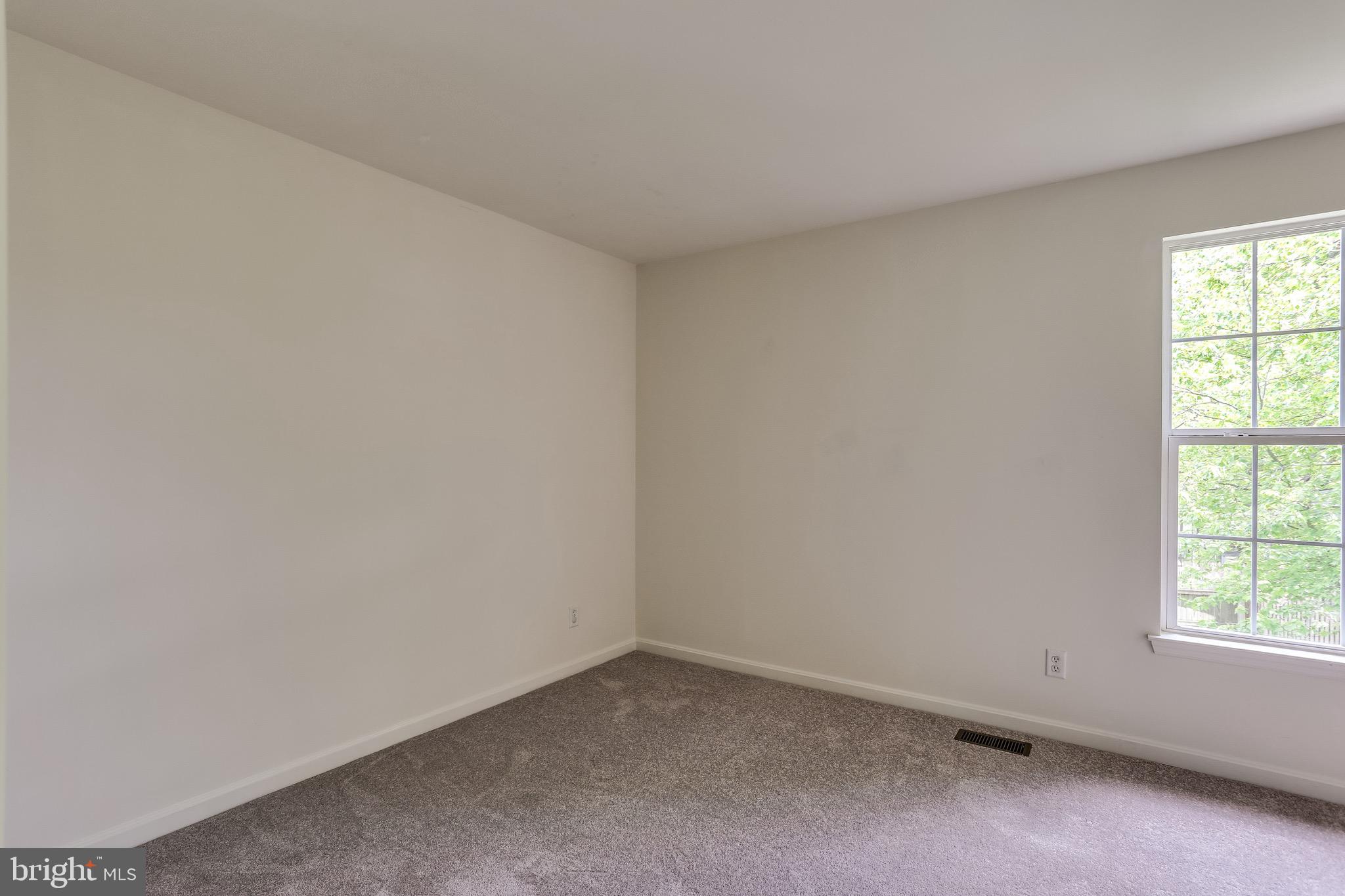 6389 Hanover Road Hanover, MD 21076 - Photo 23 of 33
