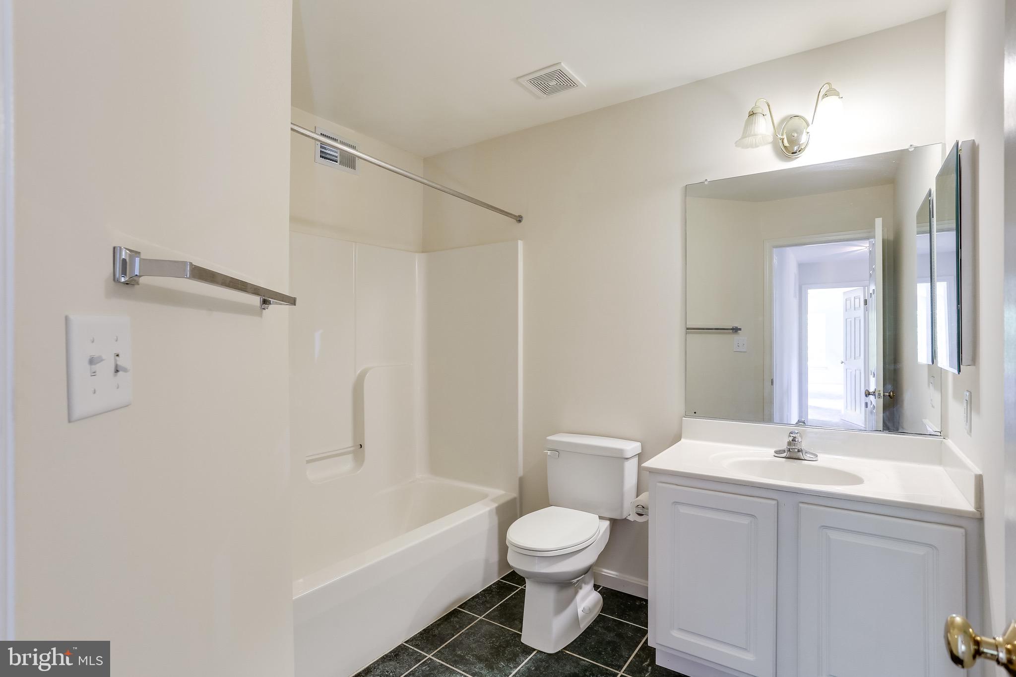 6389 Hanover Road Hanover, MD 21076 - Photo 27 of 33