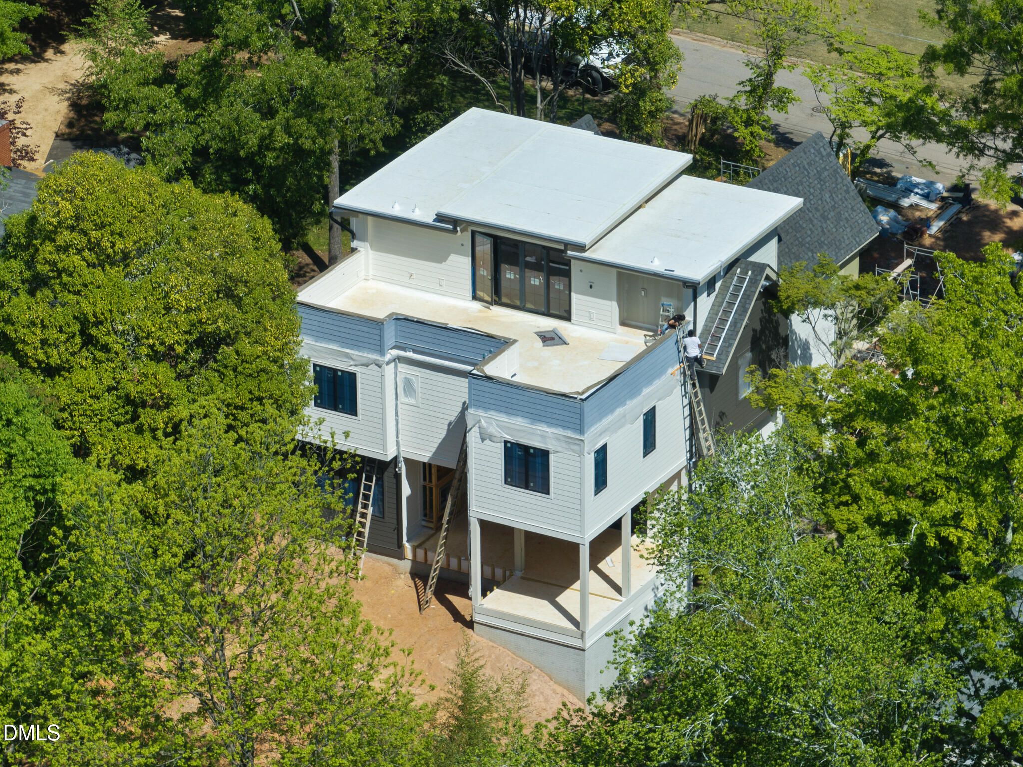 3431 Bradley Place Raleigh, NC 27607 - Photo 22 of 41 DJI_0930