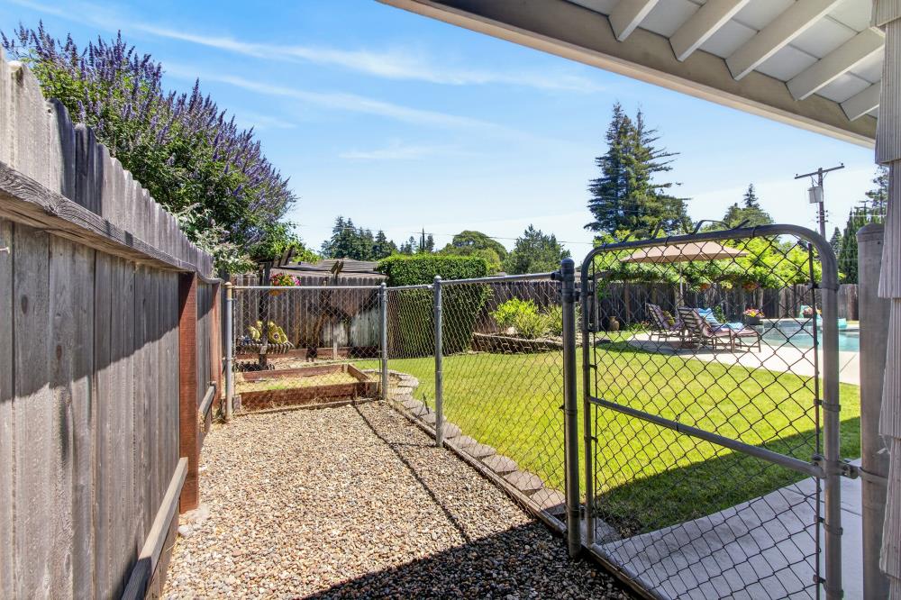 3812 Dell Road Carmichael, CA 95608 - Photo 55 of 64