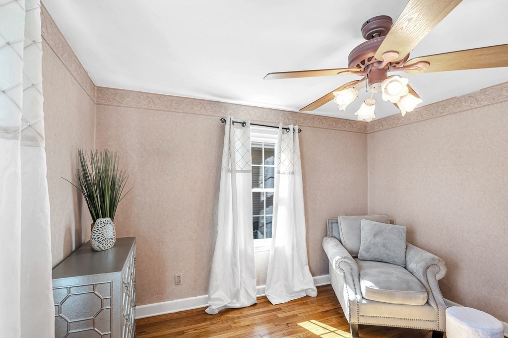 150 Winton Street Springfield, MA 01118 - Photo 15 of 26