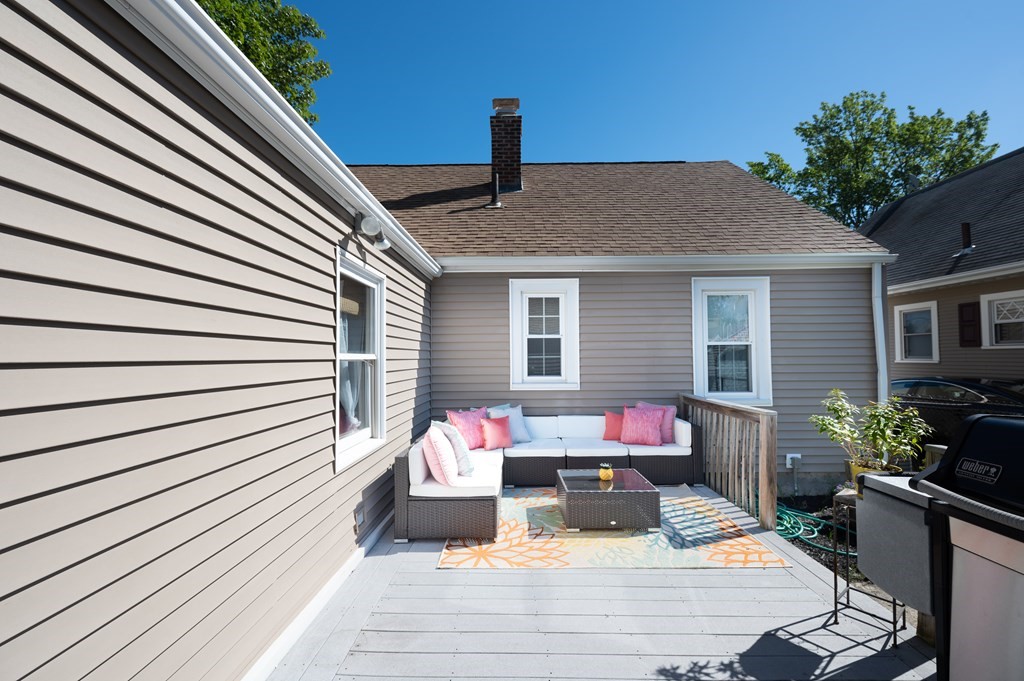 150 Winton Street Springfield, MA 01118 - Photo 21 of 26