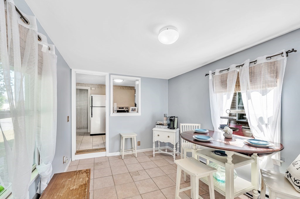 150 Winton Street Springfield, MA 01118 - Photo 5 of 26