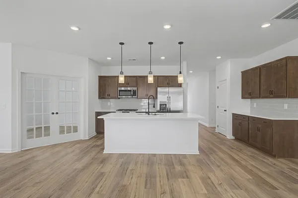 $419,990 | 1369 English Oak Drive, Clarksville, TN 37043