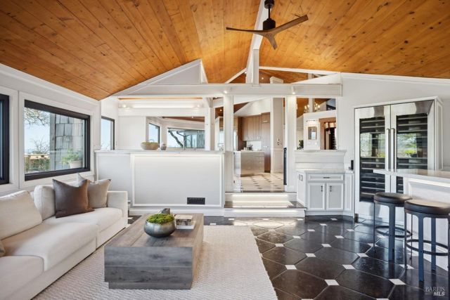 $2,599,000 | 160 Crest Road, Novato, CA 94945