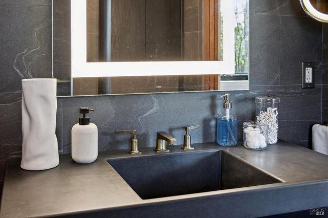 $2,599,000 | 160 Crest Road, Novato, CA 94945