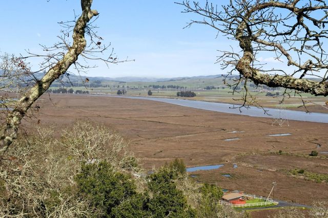 $2,599,000 | 160 Crest Road, Novato, CA 94945