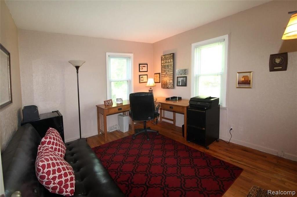 3913 Donley Avenue Rochester Hills, MI 48309 - Photo 10 of 30