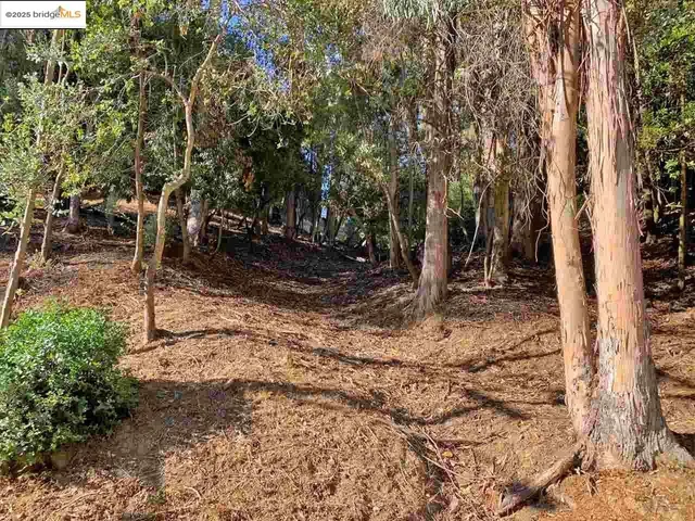 $188,000 | 6696 Moore Drive, Oakland, CA 94611