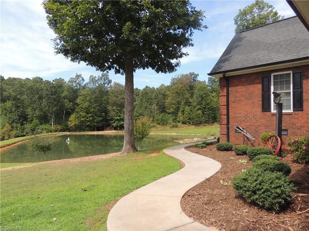 1709 Naomi Road Randleman, NC 27317 - Photo 2 of 26 Gallery Image 2
