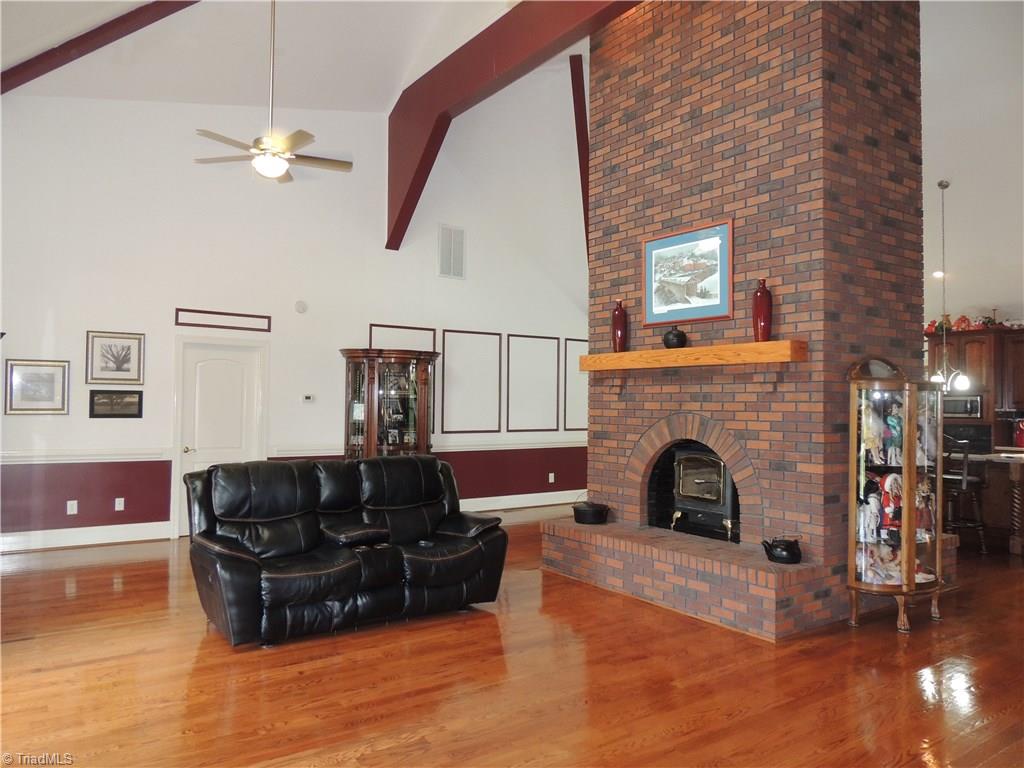 1709 Naomi Road Randleman, NC 27317 - Photo 5 of 26 Gallery Image 5