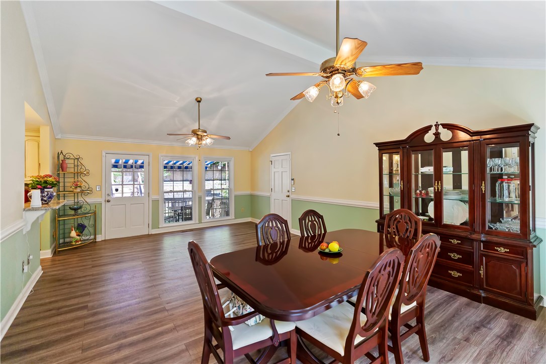 203 Hillandale Road Seneca, SC 29672 - Photo 13 of 42 Living room & dining room