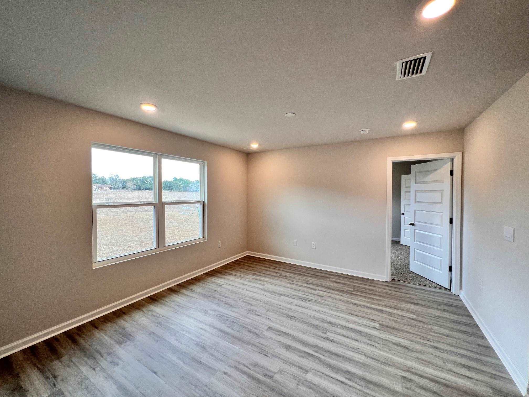 8678 Pathstone Boulevard Pensacola, FL 32526 - Photo 5 of 6