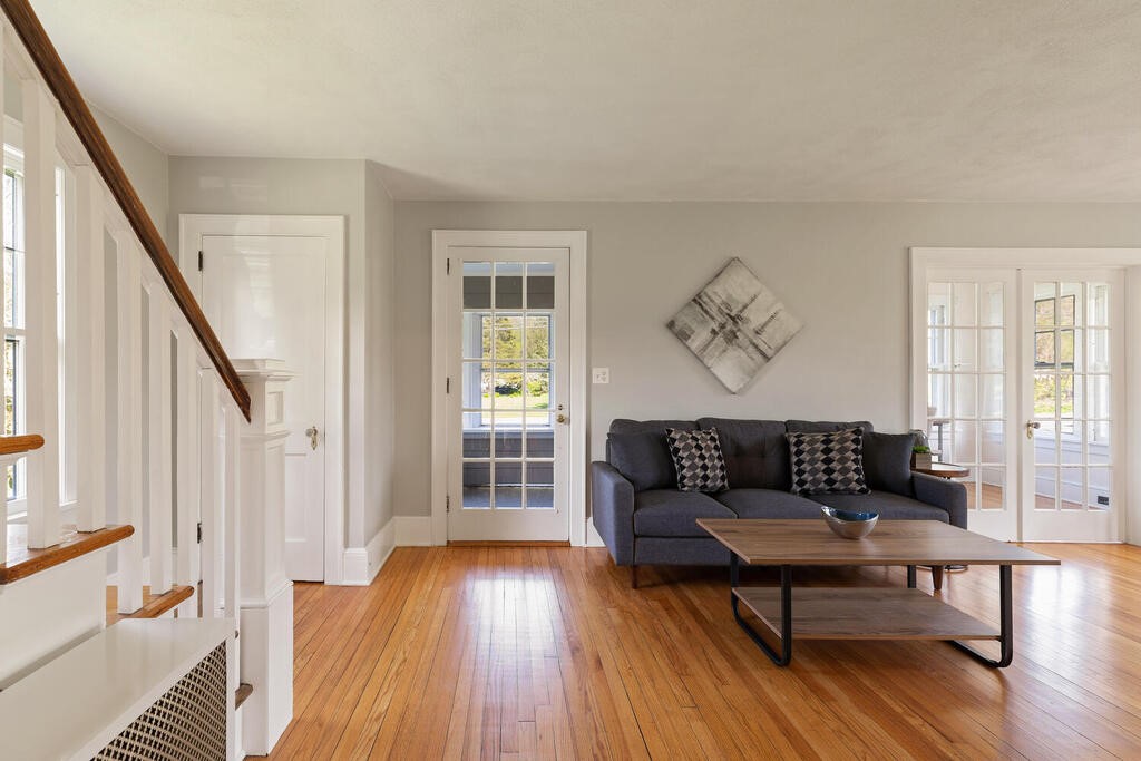 127 Trimtown Road Scituate, RI 02857 - Photo 7 of 32