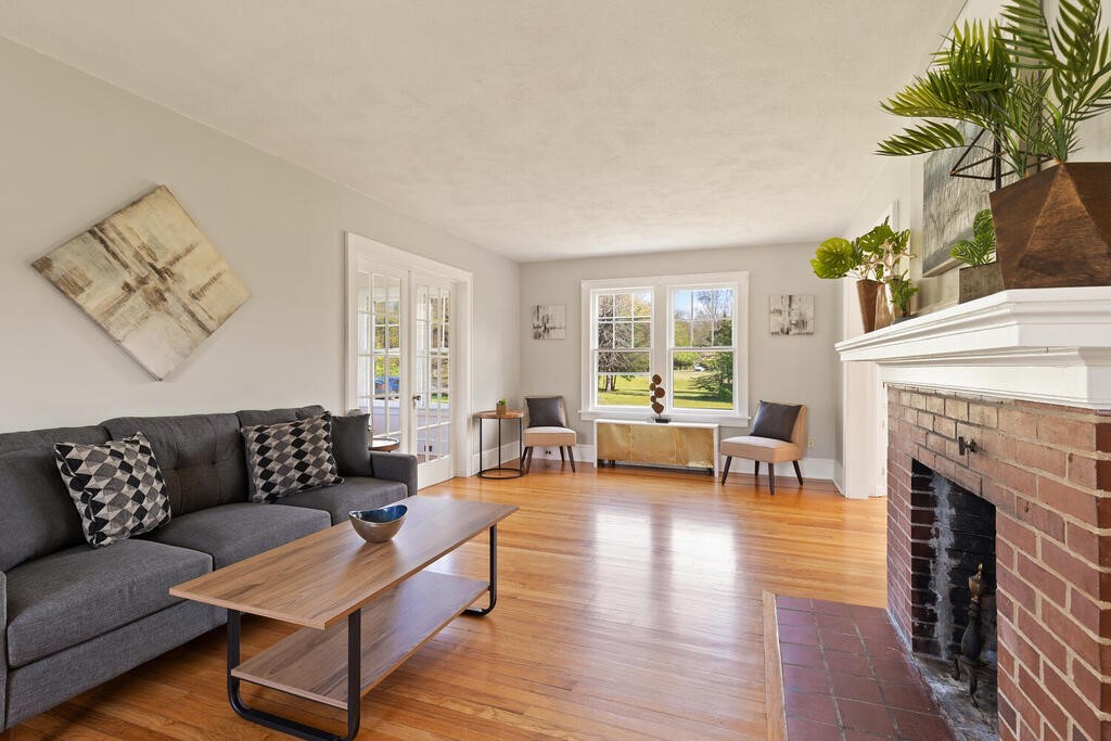 127 Trimtown Road Scituate, RI 02857 - Photo 8 of 32