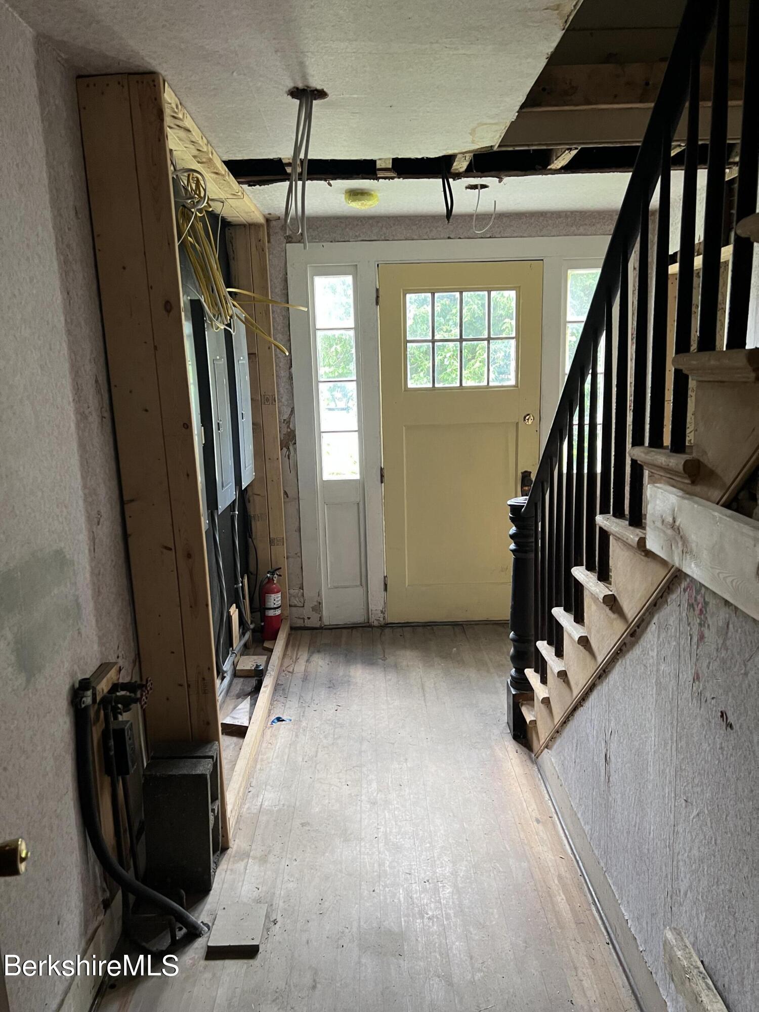 111 Columbia Street Adams, MA 01220 - Photo 14 of 21 an entryway with a workspace