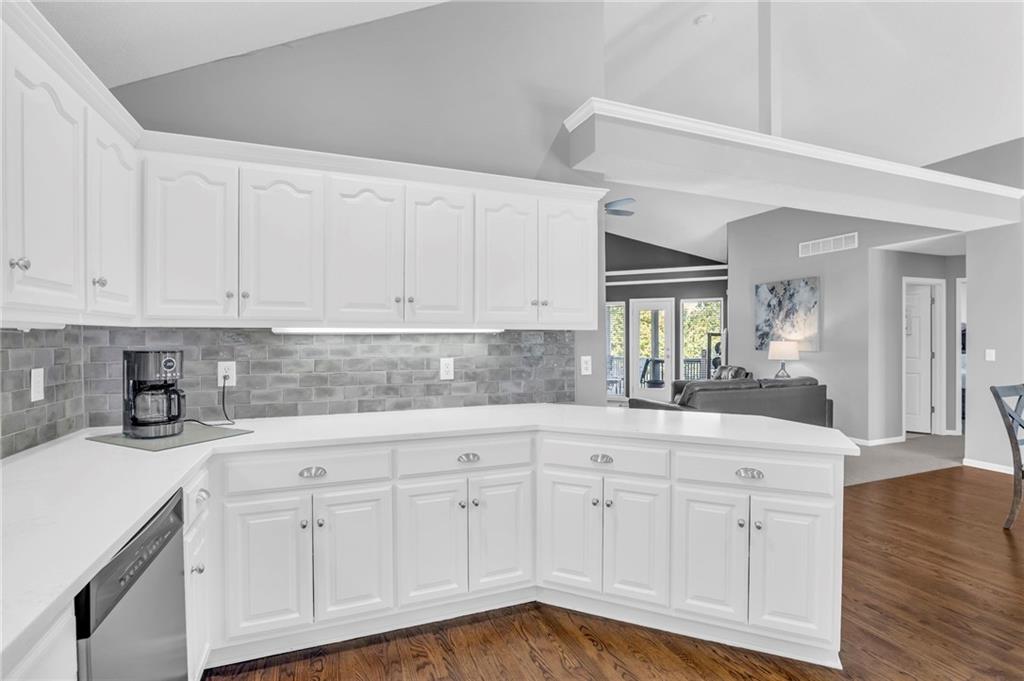 18441 Spruce Street Gardner, KS 66030 - Photo 15 of 44