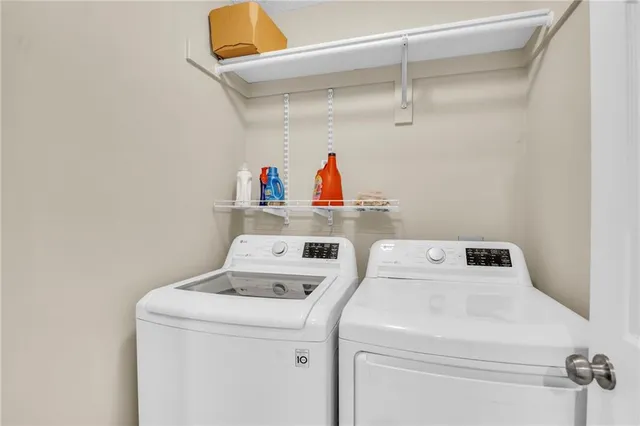 $407,500 | 18441 Spruce Street, Gardner, KS 66030