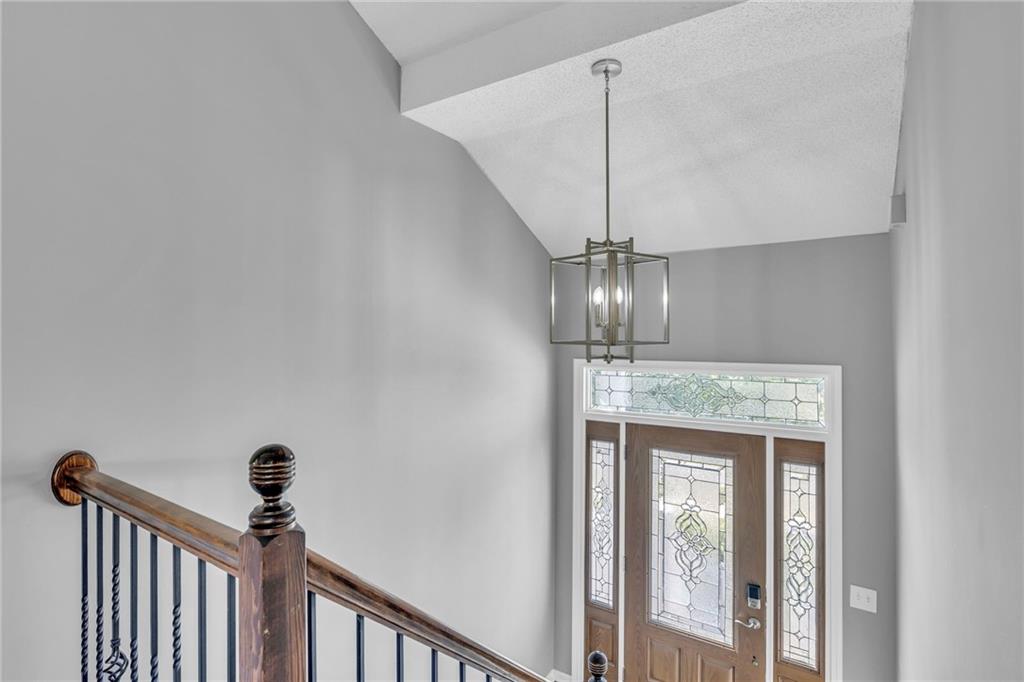 18441 Spruce Street Gardner, KS 66030 - Photo 4 of 44