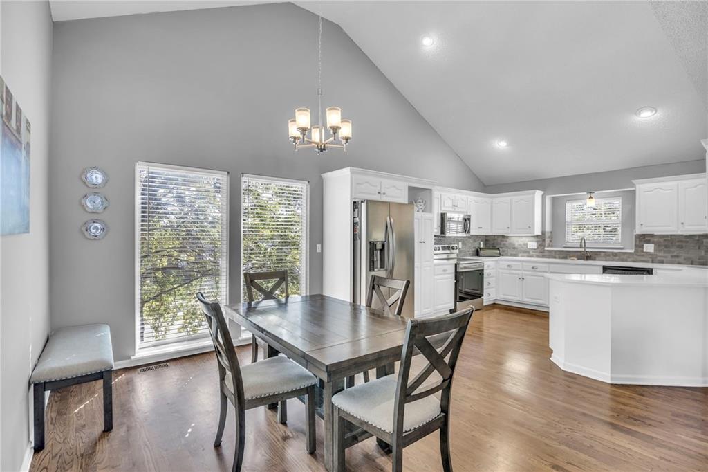 18441 Spruce Street Gardner, KS 66030 - Photo 9 of 44