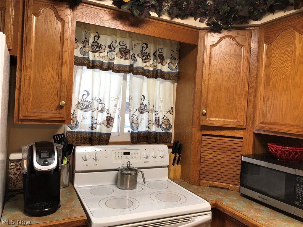 8749 West Ridge Road, Unit B Elyria, OH 44035 - Photo 7 of 24 Gallery Image 7