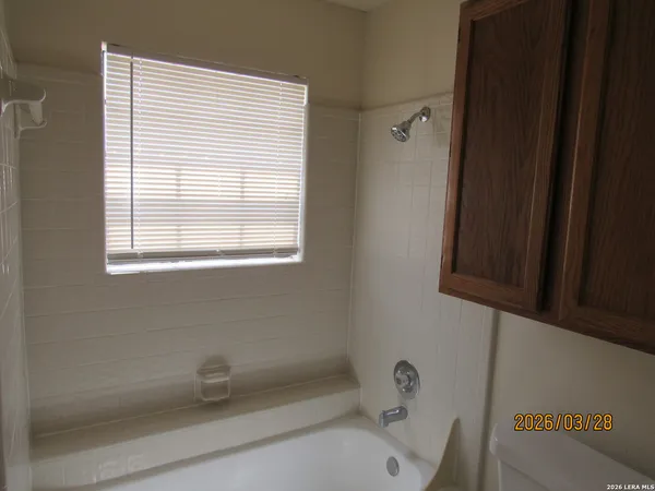 $1,400 | 12402 Autumn Vista Street, Unit C, San Antonio, TX 78249