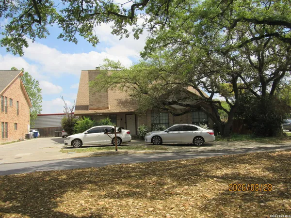 $1,400 | 12402 Autumn Vista Street, Unit C, San Antonio, TX 78249