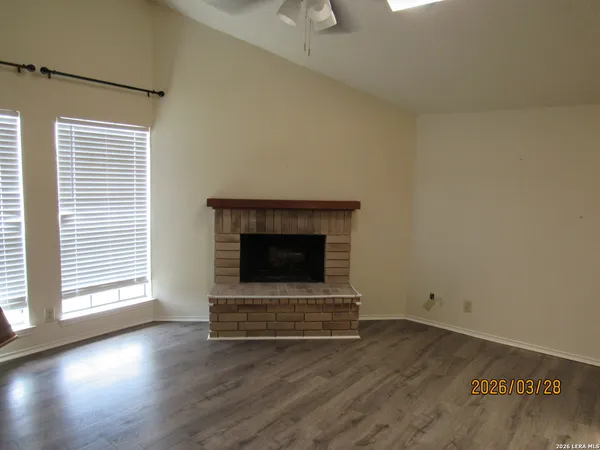 $1,400 | 12402 Autumn Vista Street, Unit C, San Antonio, TX 78249