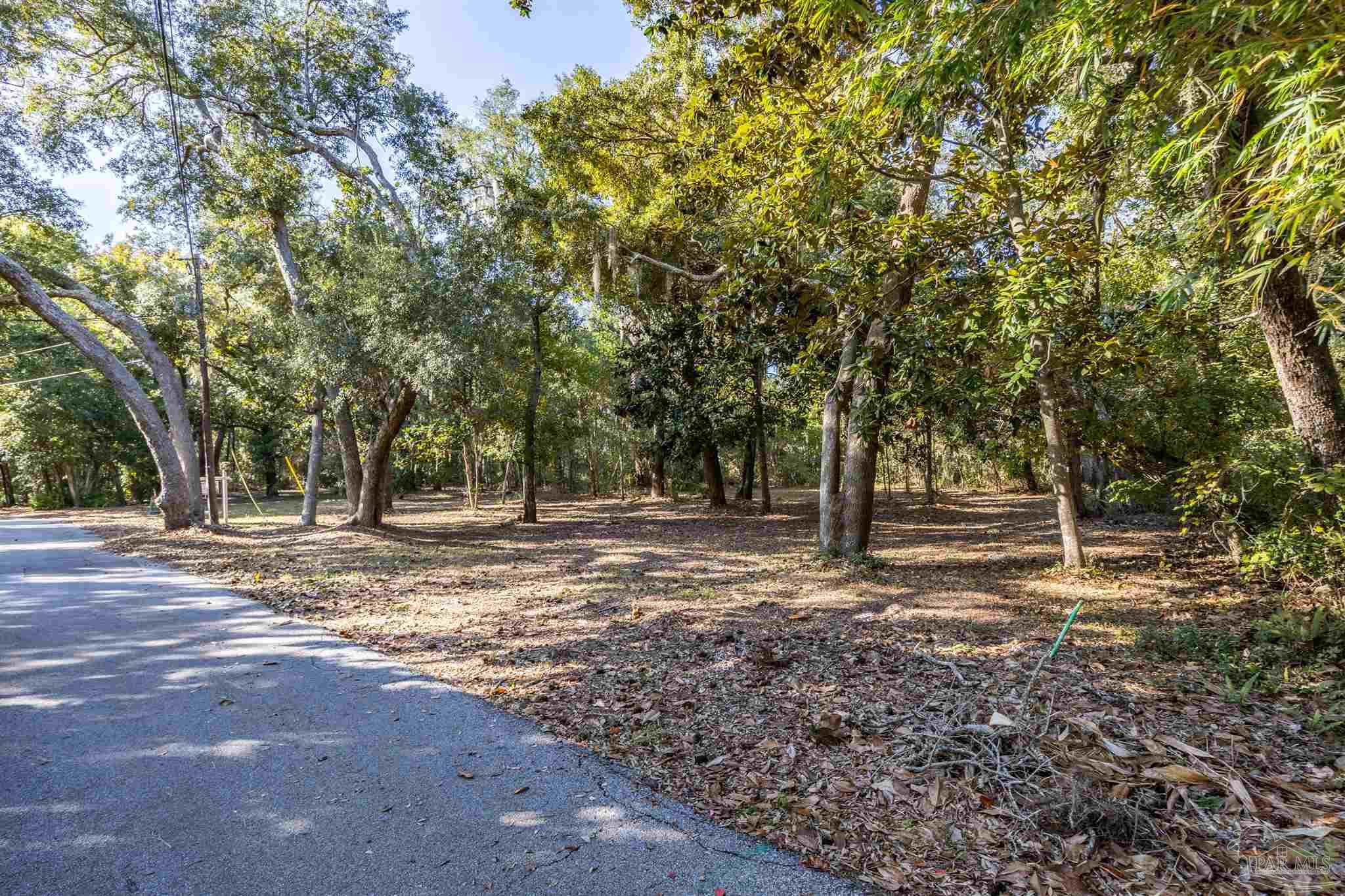 5606 Innerarity Circle Pensacola, FL 32507 - Photo 12 of 27