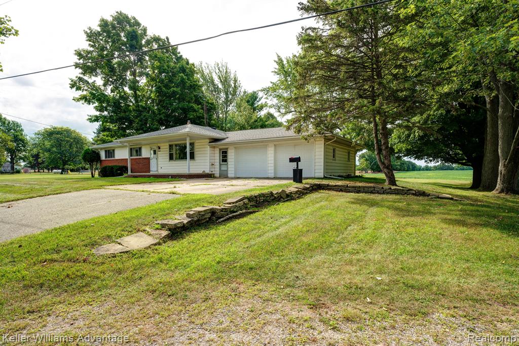 14627 Foley Road Capac, MI 48014 - Photo 2 of 27